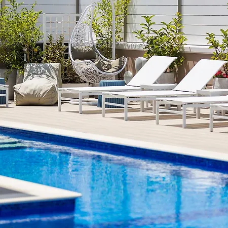 Menta Boutique Hotel 3*